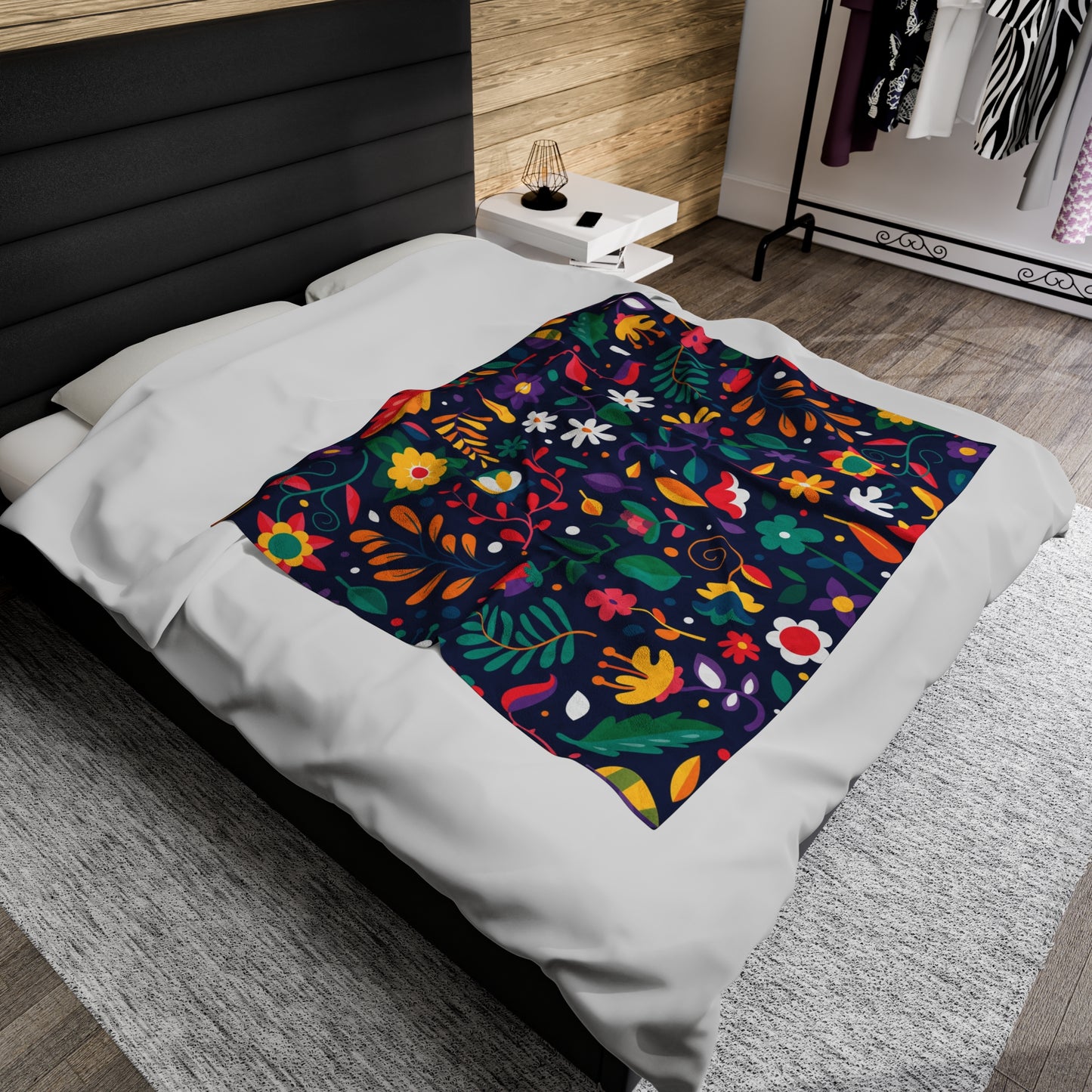 Abstraction Print Velveteen Plush Blanket