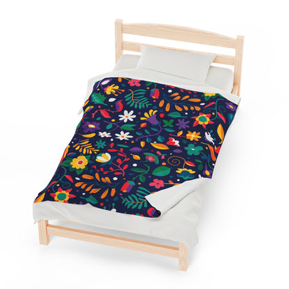 Abstraction Print Velveteen Plush Blanket