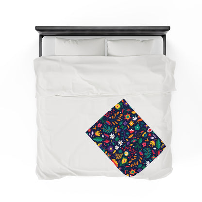 Abstraction Print Velveteen Plush Blanket