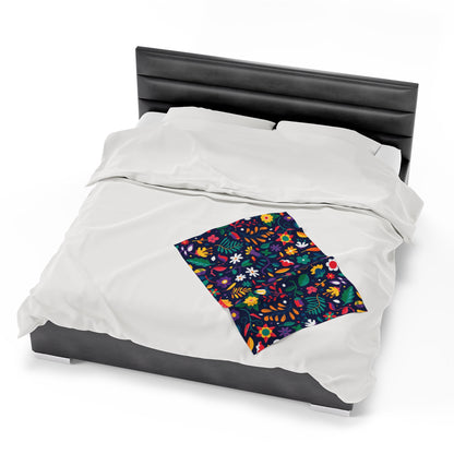 Abstraction Print Velveteen Plush Blanket