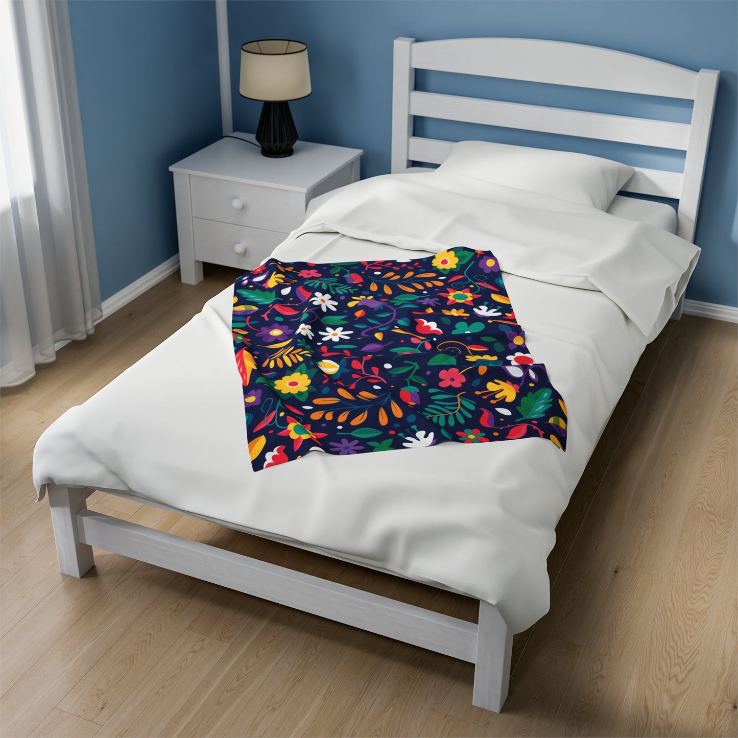 Abstraction Print Velveteen Plush Blanket